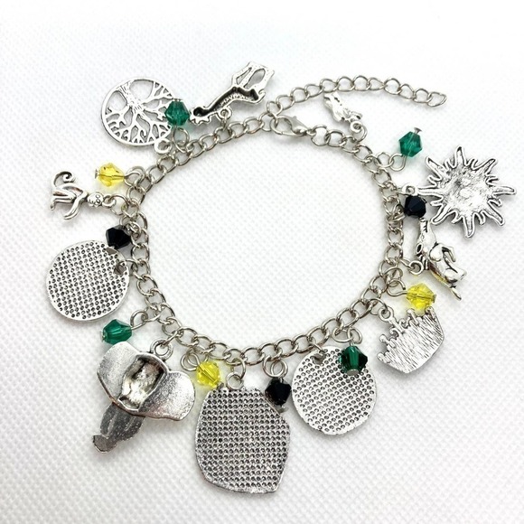 DISNEY’S Lion King Charm Bracelet - Picture 7 of 8